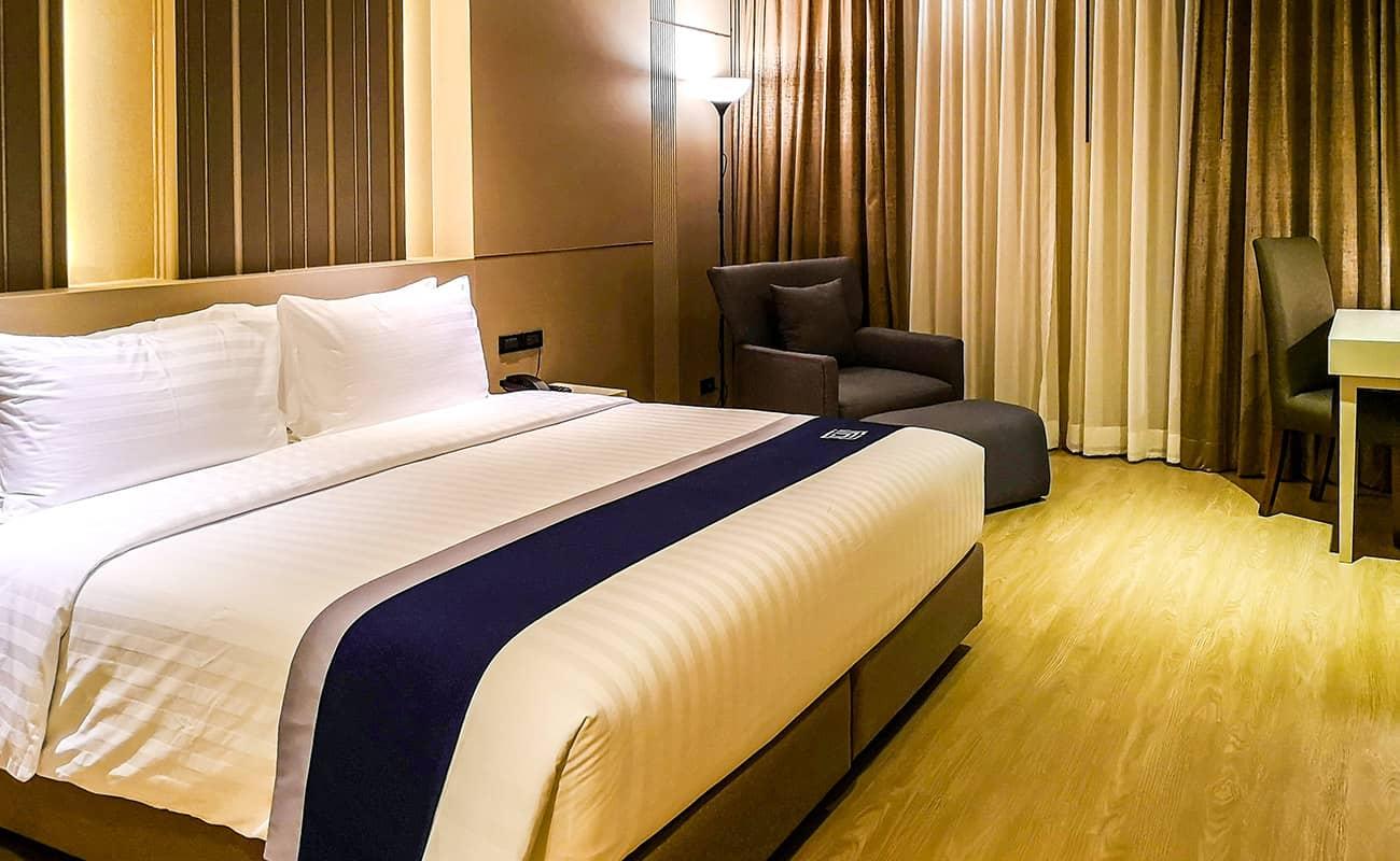 Zayn Hotel Bangkok - SHA Plus Certified Bagian luar foto