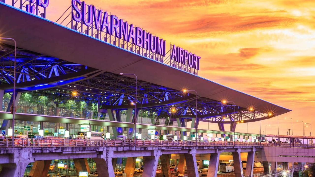 Zayn Hotel Bangkok - SHA Plus Certified Bagian luar foto